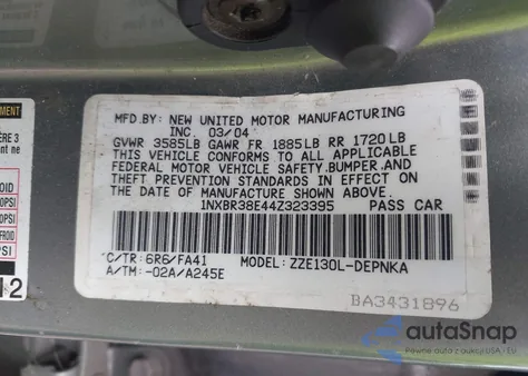 2004 Toyota Corolla Le z USA, uszkodzony, nr VIN 1NXBR38E44Z323395